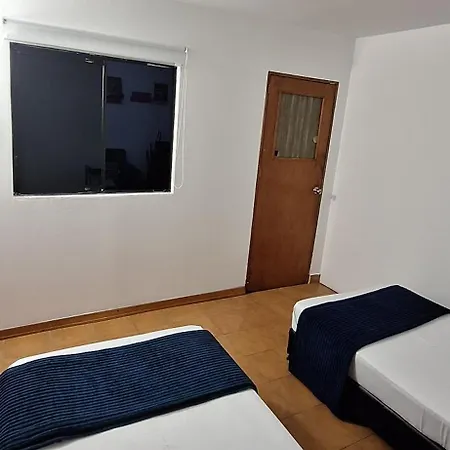 Yolo Hostel Medellin-2